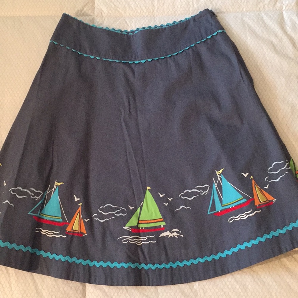 Adorable Liz Claiborne Flirty Skirt